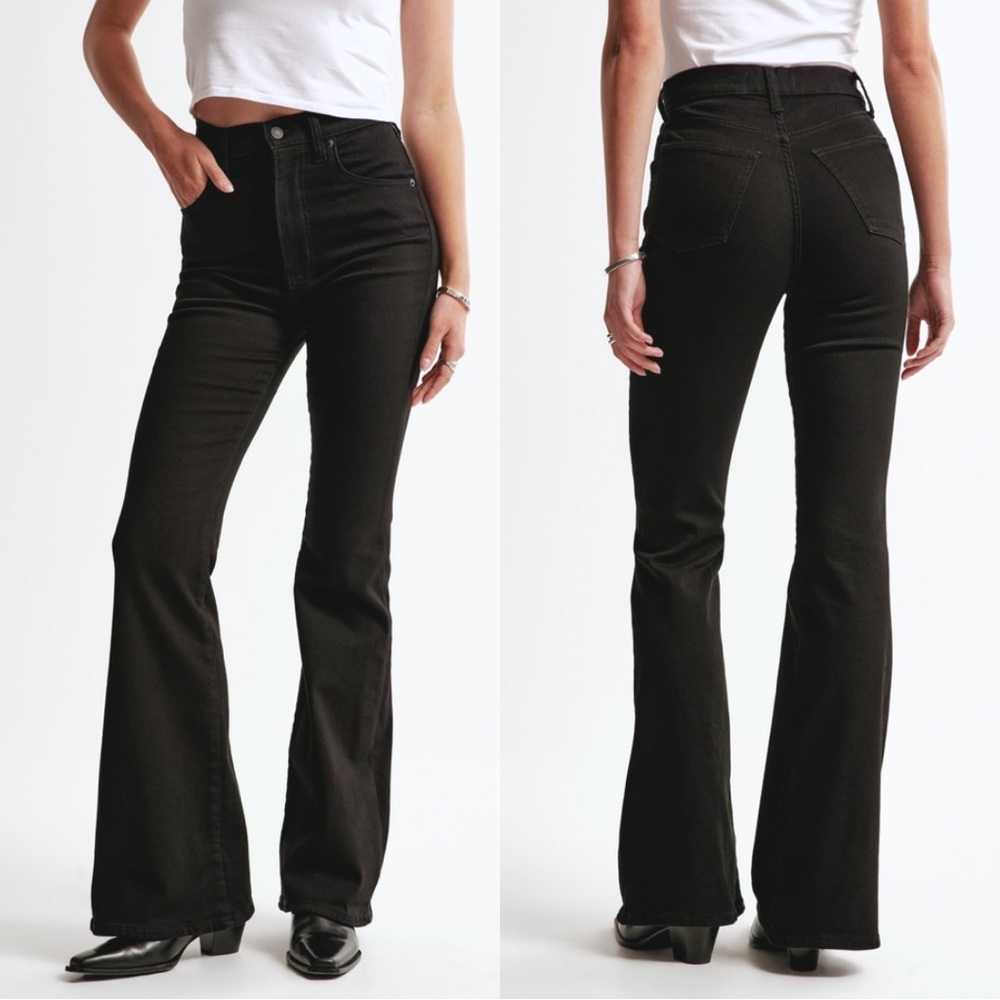 NWOT ABERCROMBIE Ultra High Rise Flare Jean Black 26 Short